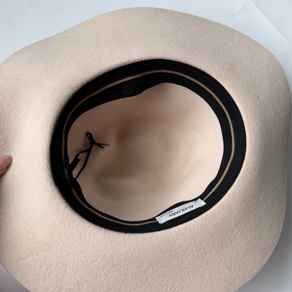 Aritzia Auxiliary Tan 100% Wool Fedora Hat Size S/M Adjustable Fall Style main image 9